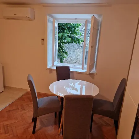 شقة Studio Apartman *